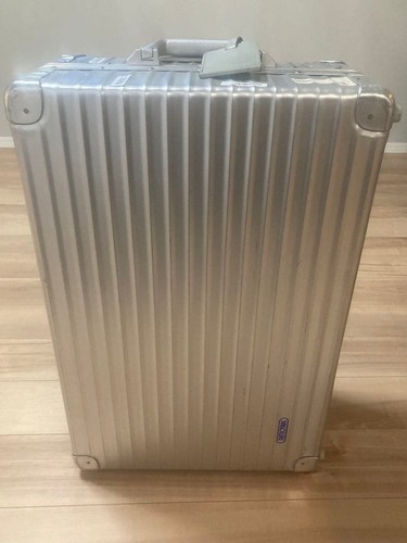 Rare model rimowa - model, arrows