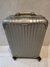 Rimowa Cabin Champagne Gold 4