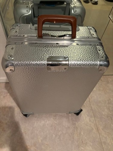 Rimowa hammerschlag collection - rimowa,